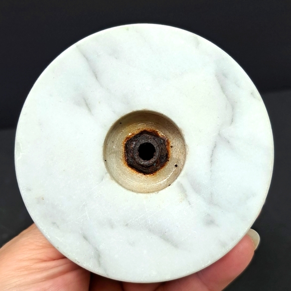 Vintage milk glass pedestal soap/trinket dish on marble base - Picture 5 of 6